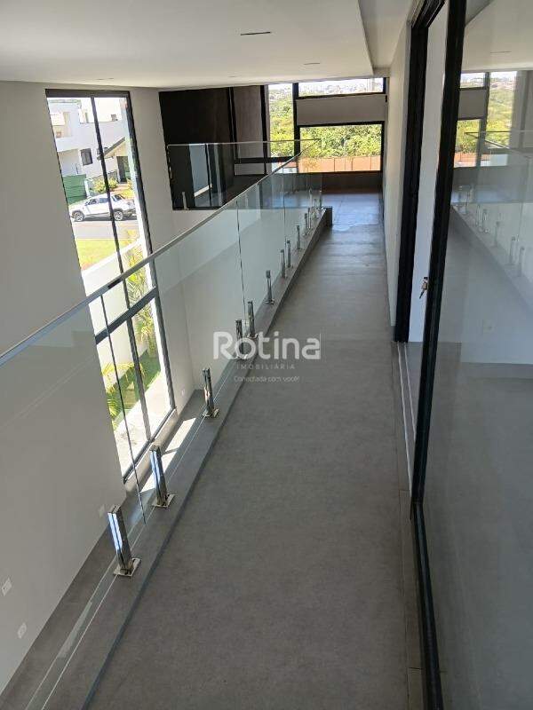 Casa Condomínio Fechado à venda, 3 quartos em Uberlândia no bairro Cond. Alphaville II no valor de R$ 4.246.900,00 - Rotina Imobiliária: 