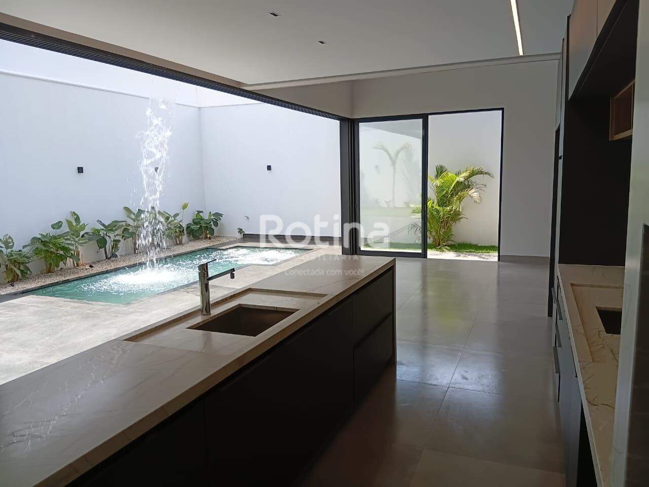 Casa Condomínio Fechado à venda, 3 quartos em Uberlândia no bairro Cond. Alphaville II no valor de R$ 4.246.900,00 - Rotina Imobiliária: 