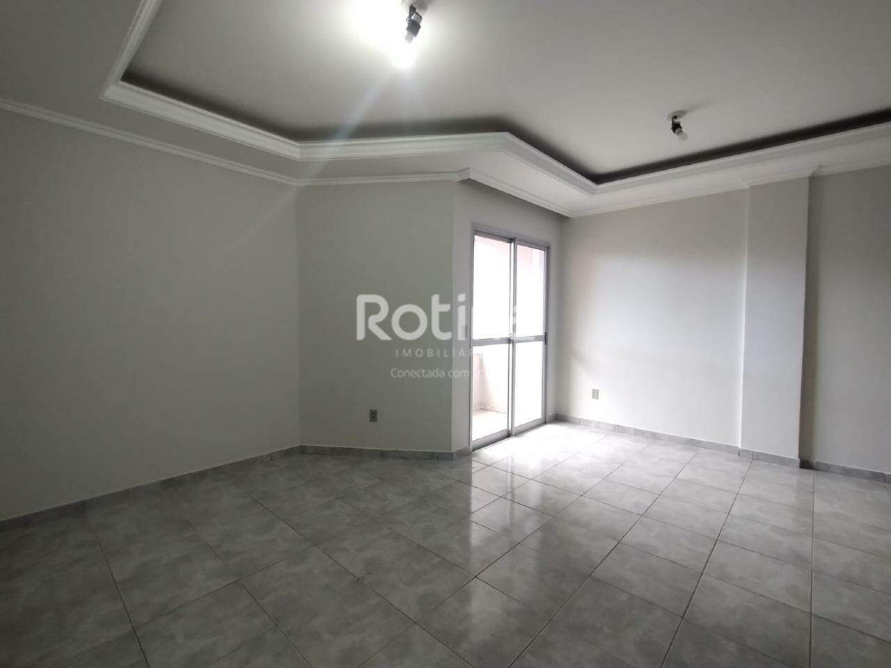 Apartamento para alugar, 4 quartos em Uberlândia no bairro Nossa Senhora Aparecida no valor de R$ 2.000,00 - Rotina Imobiliária: 