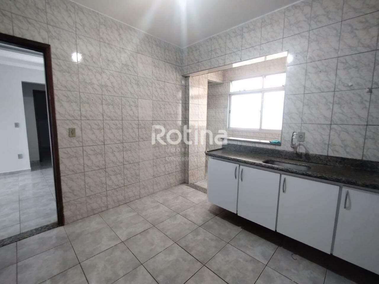 Apartamento para alugar, 4 quartos em Uberlândia no bairro Nossa Senhora Aparecida no valor de R$ 2.000,00 - Rotina Imobiliária: 