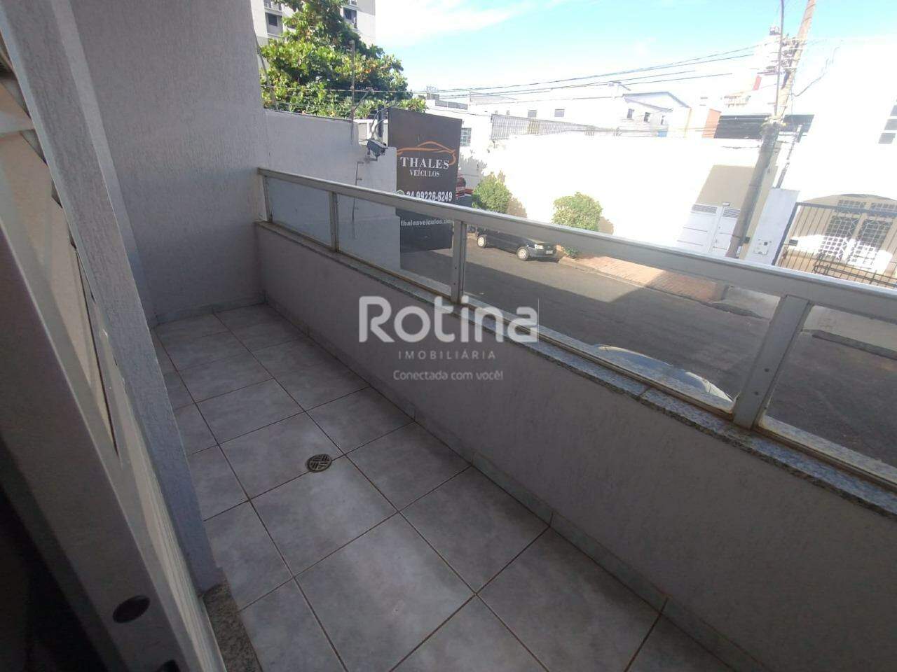 Apartamento para alugar, 4 quartos em Uberlândia no bairro Nossa Senhora Aparecida no valor de R$ 2.000,00 - Rotina Imobiliária: 