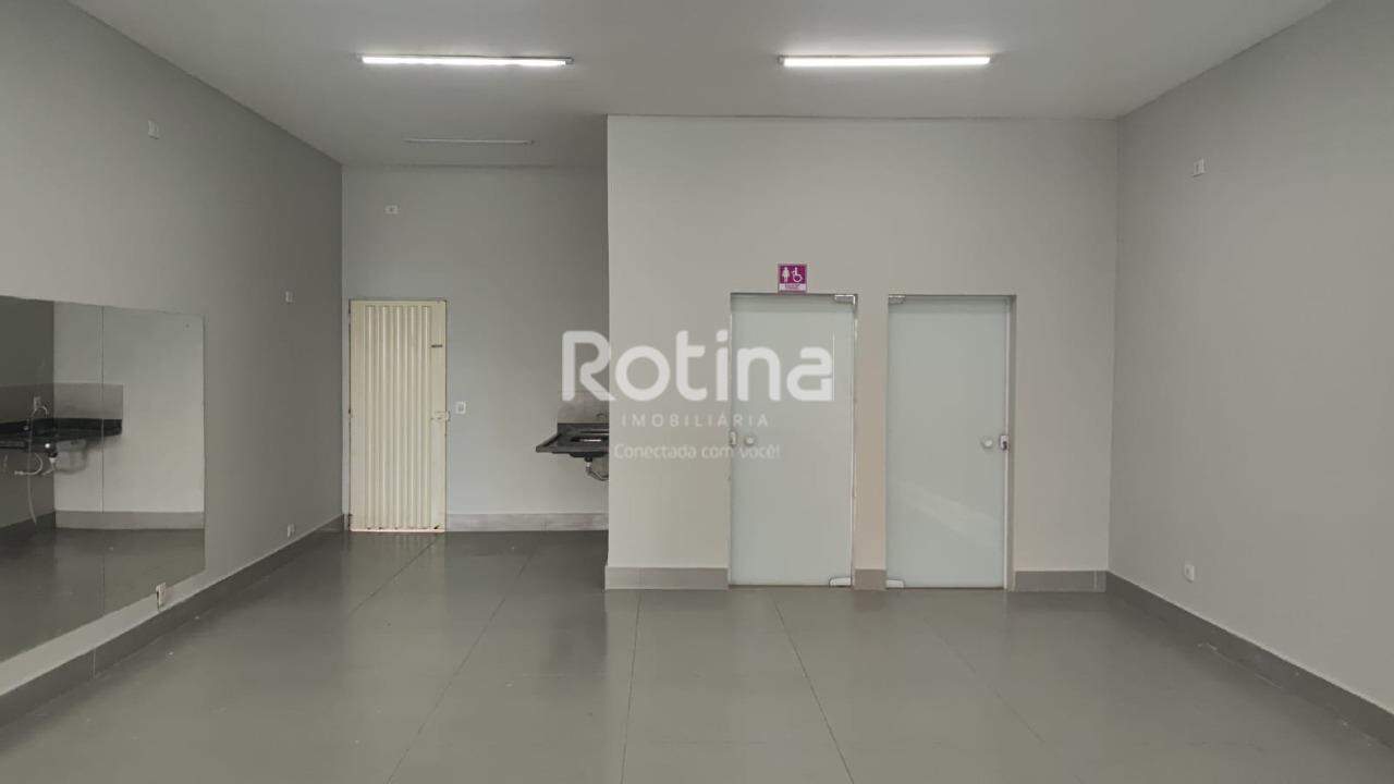 Loja para alugar, em Uberlândia no bairro Aclimação no valor de R$ 2.500,00 - Rotina Imobiliária: 