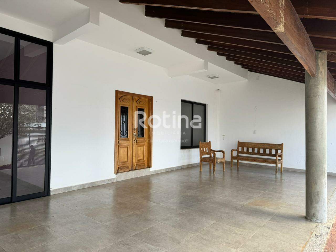 Casa para alugar, 3 quartos em Uberlândia no bairro Osvaldo Rezende no valor de R$ 6.700,00 - Rotina Imobiliária: 