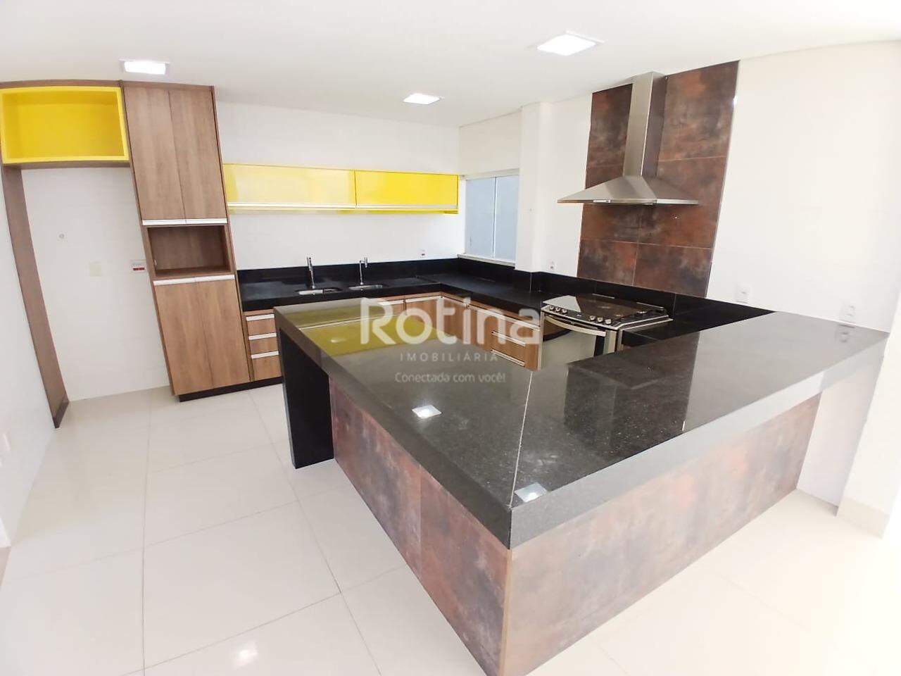 Casa para alugar, 3 quartos em Uberlândia no bairro Tubalina no valor de R$ 4.500,00 - Rotina Imobiliária: 
