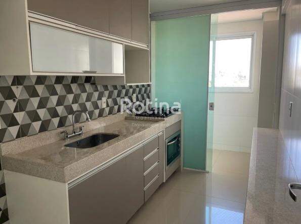 Cobertura para alugar, 3 quartos em Uberlândia no bairro Patrimônio no valor de R$ 7.200,00 - Rotina Imobiliária: 