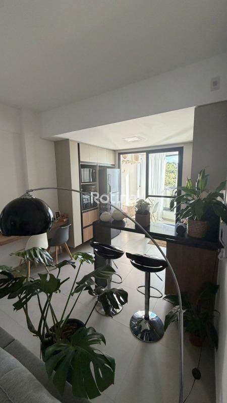 Apartamento para alugar, 2 quartos em Uberlândia no bairro Daniel Fonseca no valor de R$ 2.300,00 - Rotina Imobiliária: 