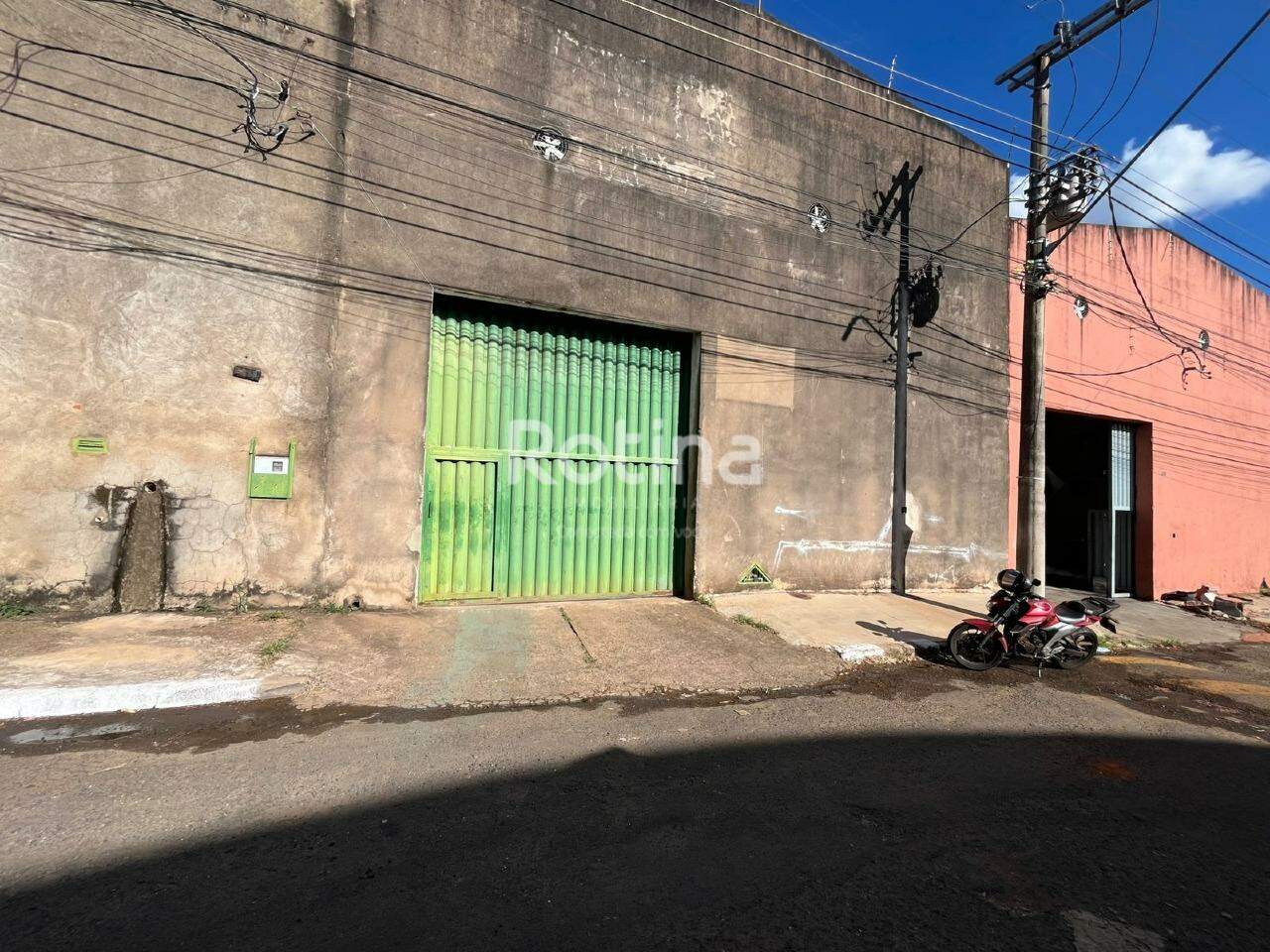 Galpão para alugar, em Uberlândia no bairro Tibery no valor de R$ 6.500,00 - Rotina Imobiliária: 