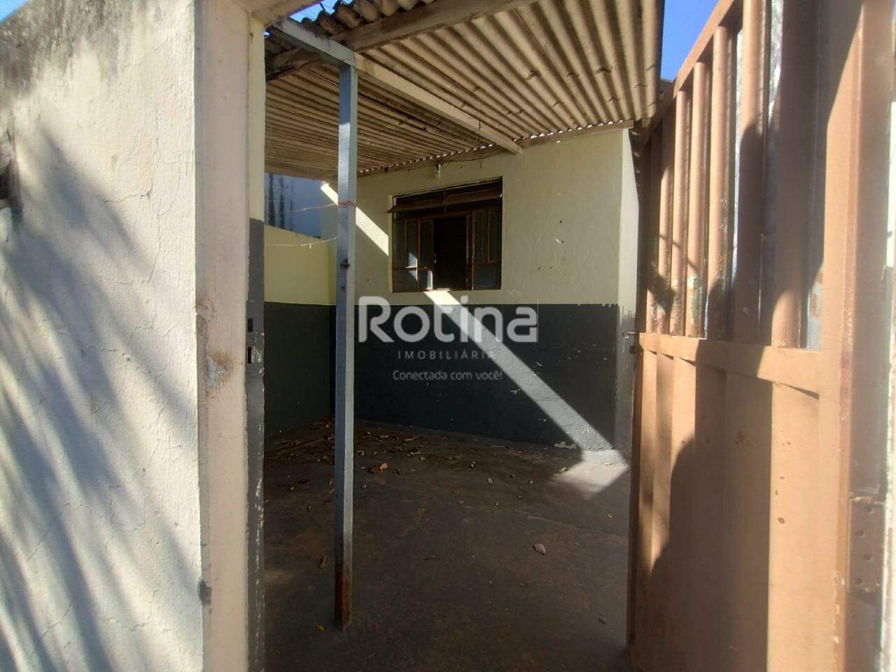 Casa para alugar, 2 quartos em Uberlândia no bairro Presidente Roosevelt no valor de R$ 1.050,00 - Rotina Imobiliária: 