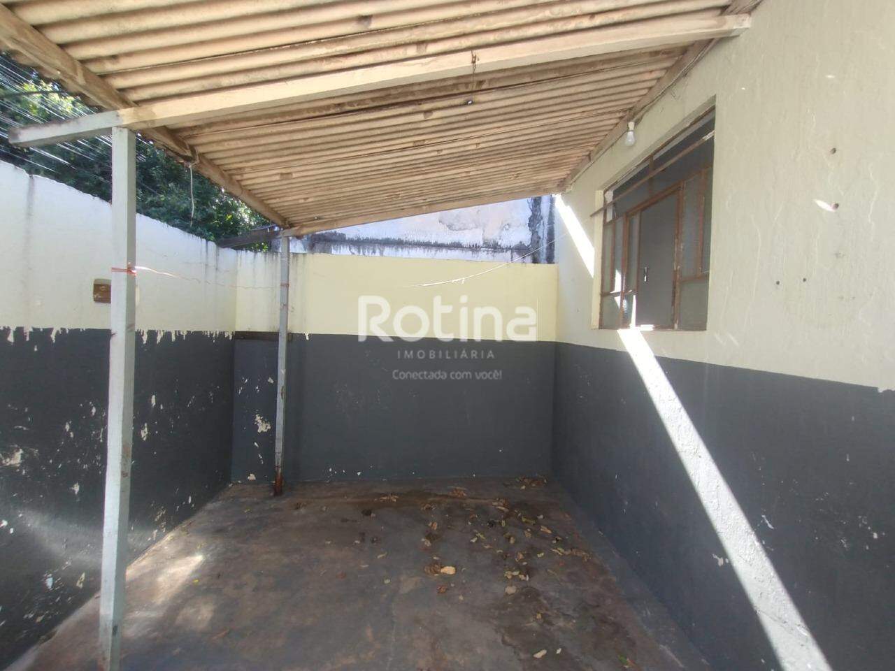 Casa para alugar, 2 quartos em Uberlândia no bairro Presidente Roosevelt no valor de R$ 1.050,00 - Rotina Imobiliária: 