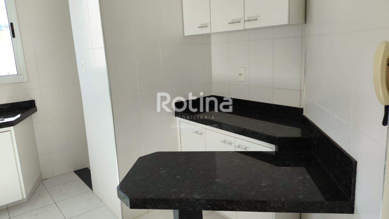 Apartamento para alugar, 2 quartos em Uberlândia no bairro Santa Mônica no valor de R$ 2.200,00 - Rotina Imobiliária: 