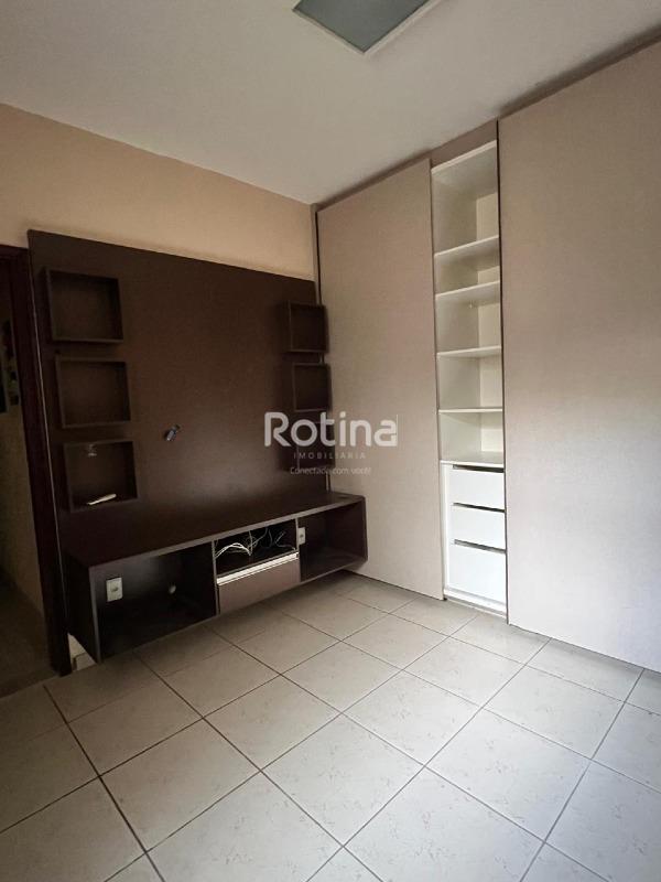 Casa à venda, 3 quartos em Uberlândia no bairro Nossa Senhora Aparecida no valor de R$ 750.000,00 - Rotina Imobiliária: 