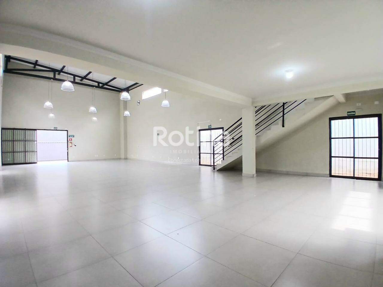 Galpão para alugar, em Uberlândia no bairro Carajás no valor de R$ 7.900,00 - Rotina Imobiliária: 