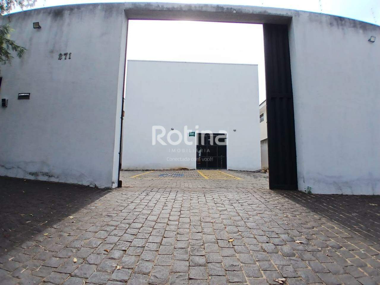 Galpão para alugar, em Uberlândia no bairro Carajás no valor de R$ 7.900,00 - Rotina Imobiliária: 