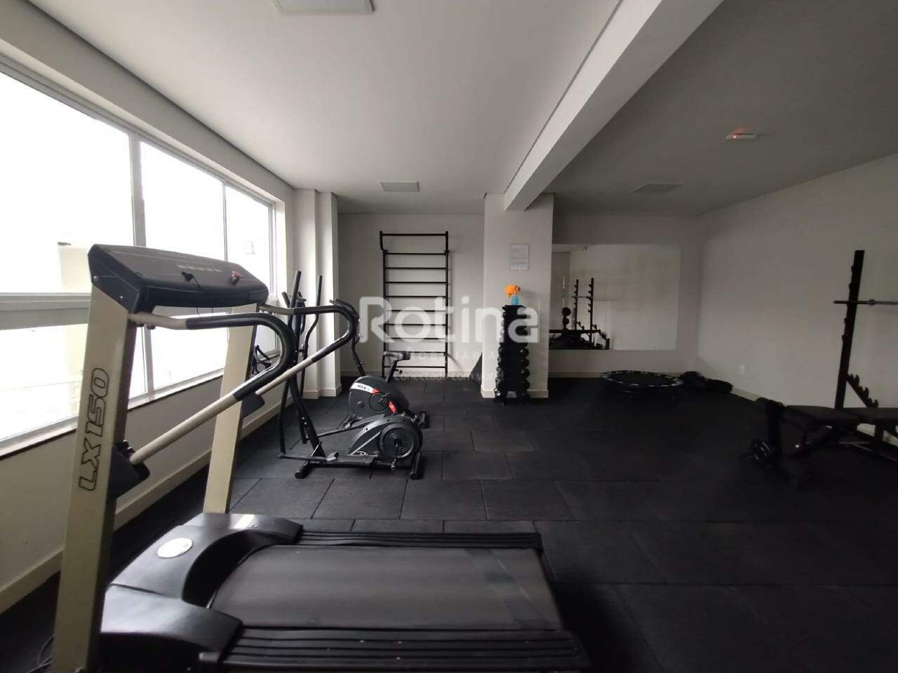 Apartamento para alugar, 2 quartos em Uberlândia no bairro Santa Mônica no valor de R$ 2.400,00 - Rotina Imobiliária: 