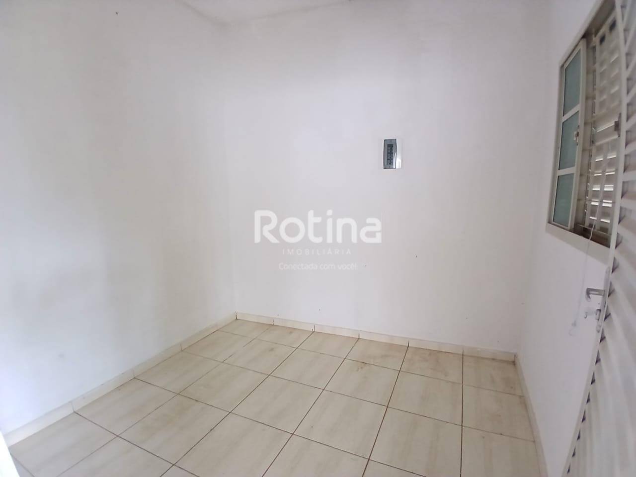 Casa para alugar, 3 quartos em Uberlândia no bairro Presidente Roosevelt no valor de R$ 3.500,00 - Rotina Imobiliária: 