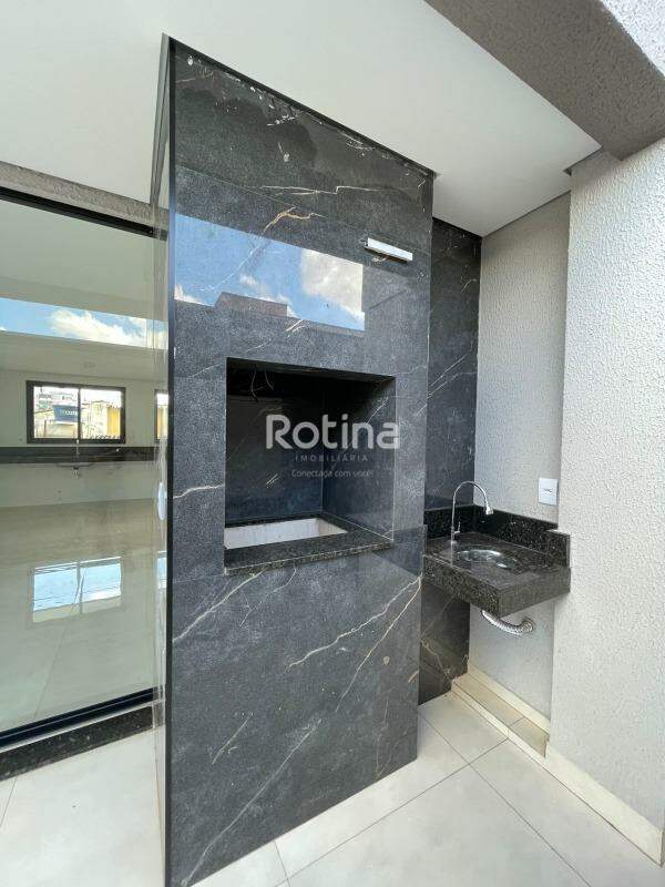 Apartamento à venda, 3 quartos em Uberlândia no bairro Santa Mônica no valor de R$ 650.000,00 - Rotina Imobiliária: 