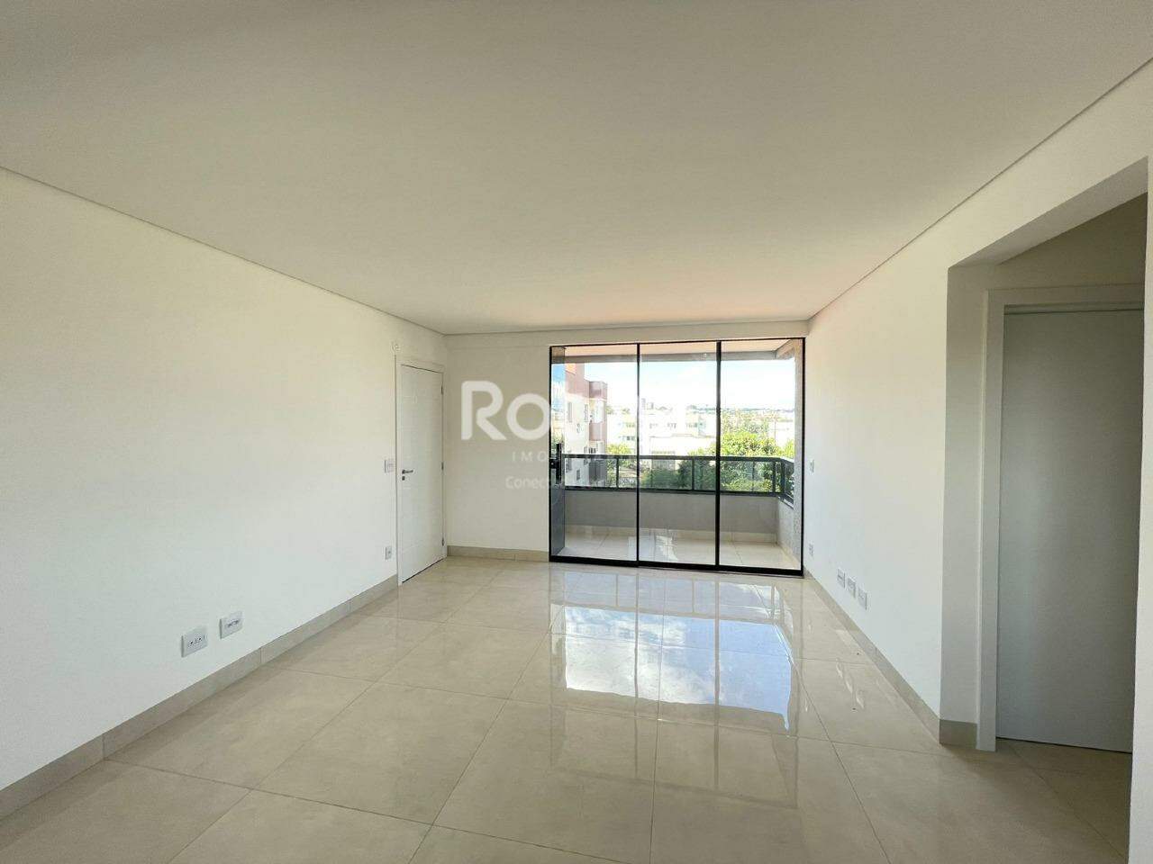 Apartamento à venda, 3 quartos em Uberlândia no bairro Santa Mônica no valor de R$ 630.000,00 - Rotina Imobiliária: 