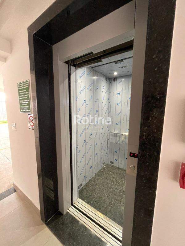 Apartamento à venda, 3 quartos em Uberlândia no bairro Santa Mônica no valor de R$ 660.000,00 - Rotina Imobiliária: 