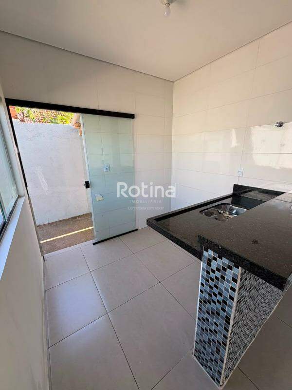 Casa à venda, 2 quartos em Uberlândia no bairro São Jorge no valor de R$ 330.000,00 - Rotina Imobiliária: 