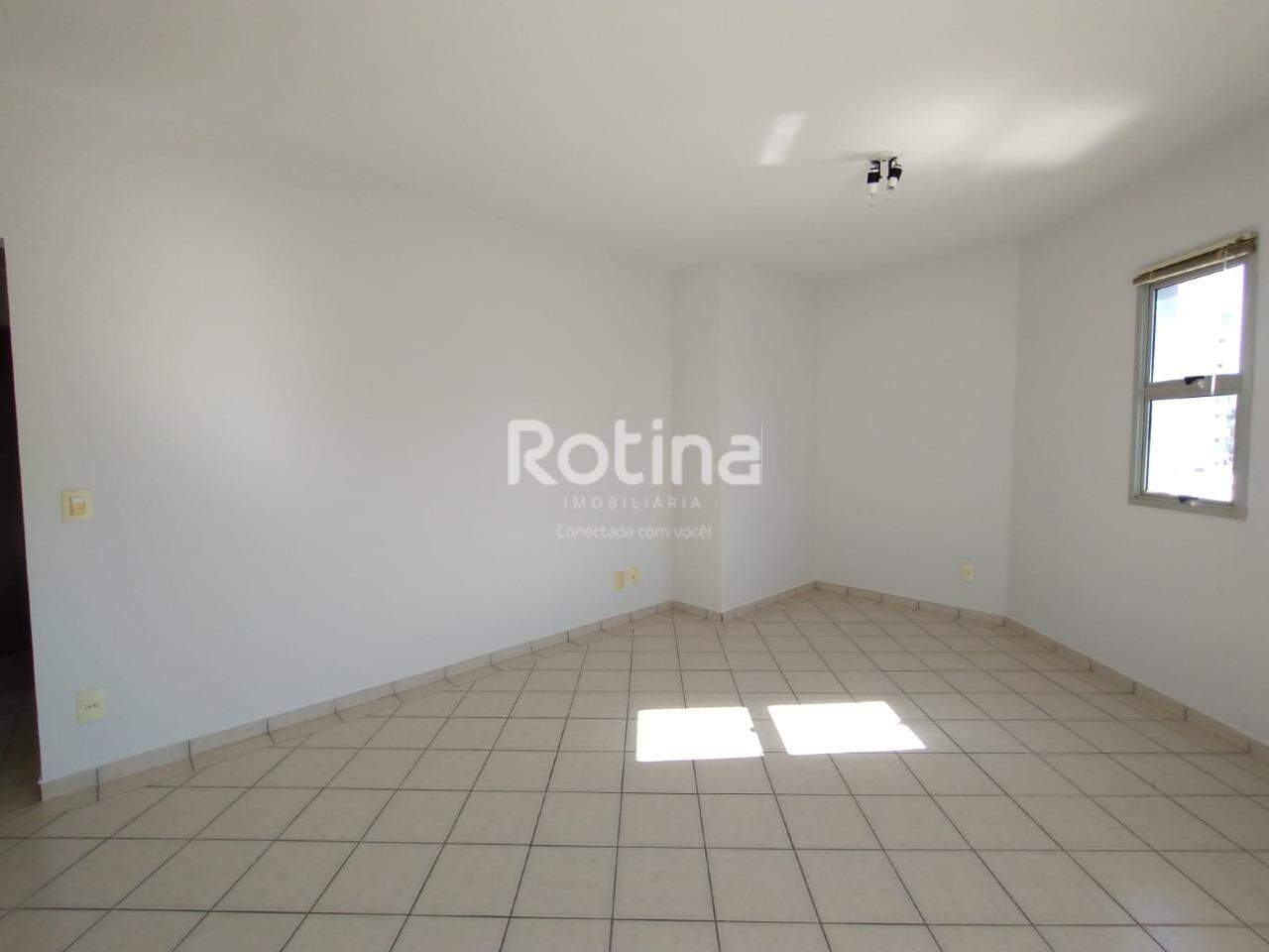 Apartamento para alugar, 3 quartos em Uberlândia no bairro Morada da Colina no valor de R$ 2.000,00 - Rotina Imobiliária: 