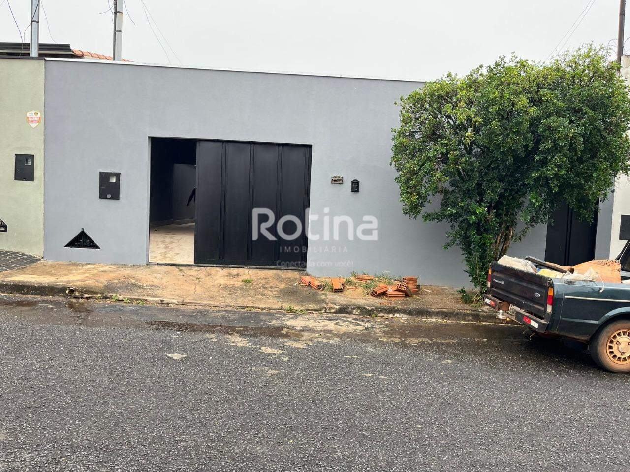 Casa para alugar, 4 quartos em Uberlândia no bairro Jardim Patrícia no valor de R$ 3.300,00 - Rotina Imobiliária: 