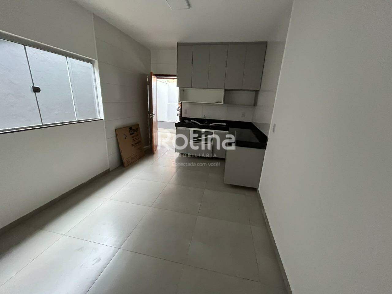 Casa para alugar, 4 quartos em Uberlândia no bairro Jardim Patrícia no valor de R$ 3.300,00 - Rotina Imobiliária: 