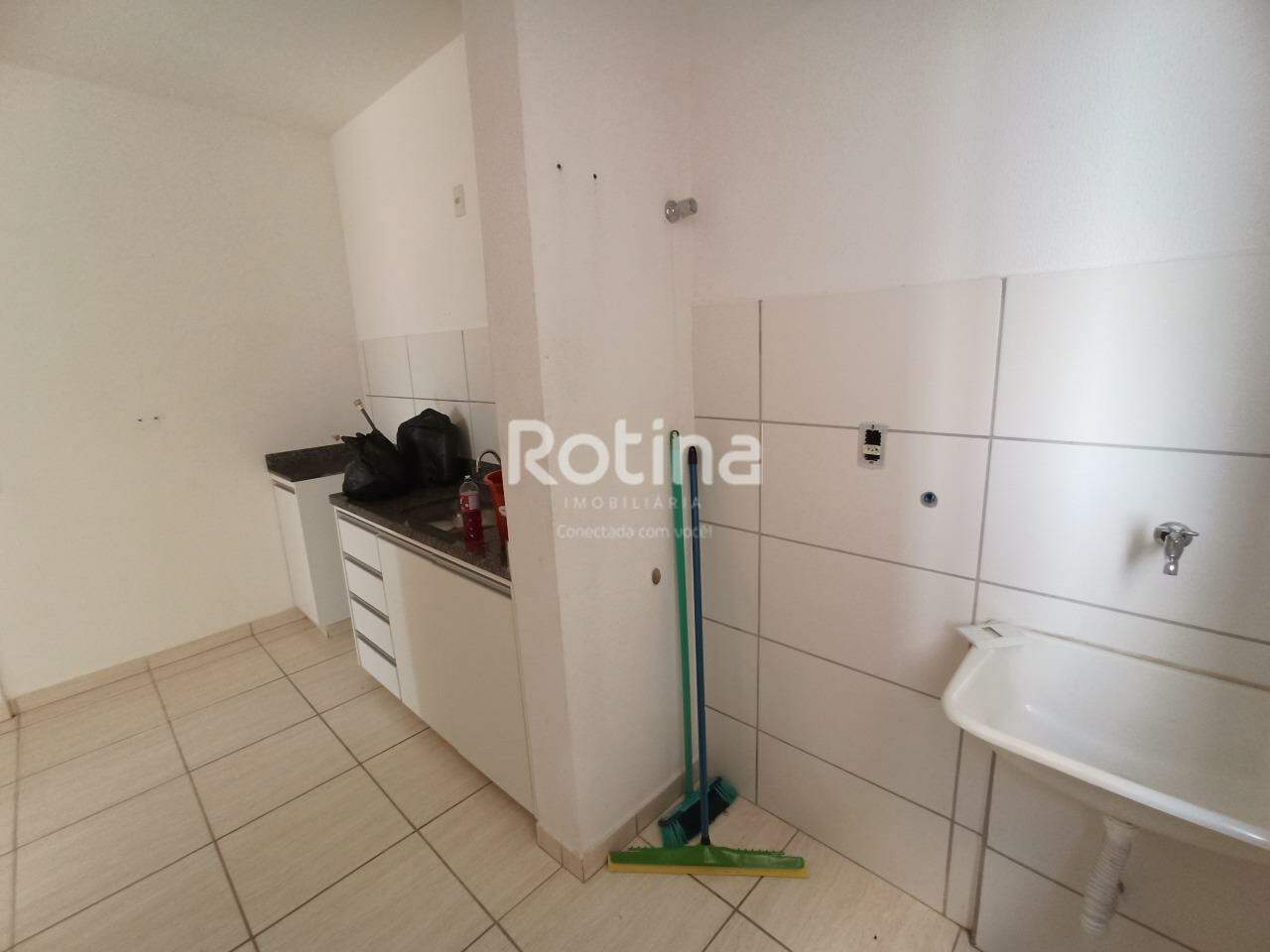 Apartamento para alugar, 2 quartos em Uberlândia no bairro Panorama no valor de R$ 850,00 - Rotina Imobiliária: 