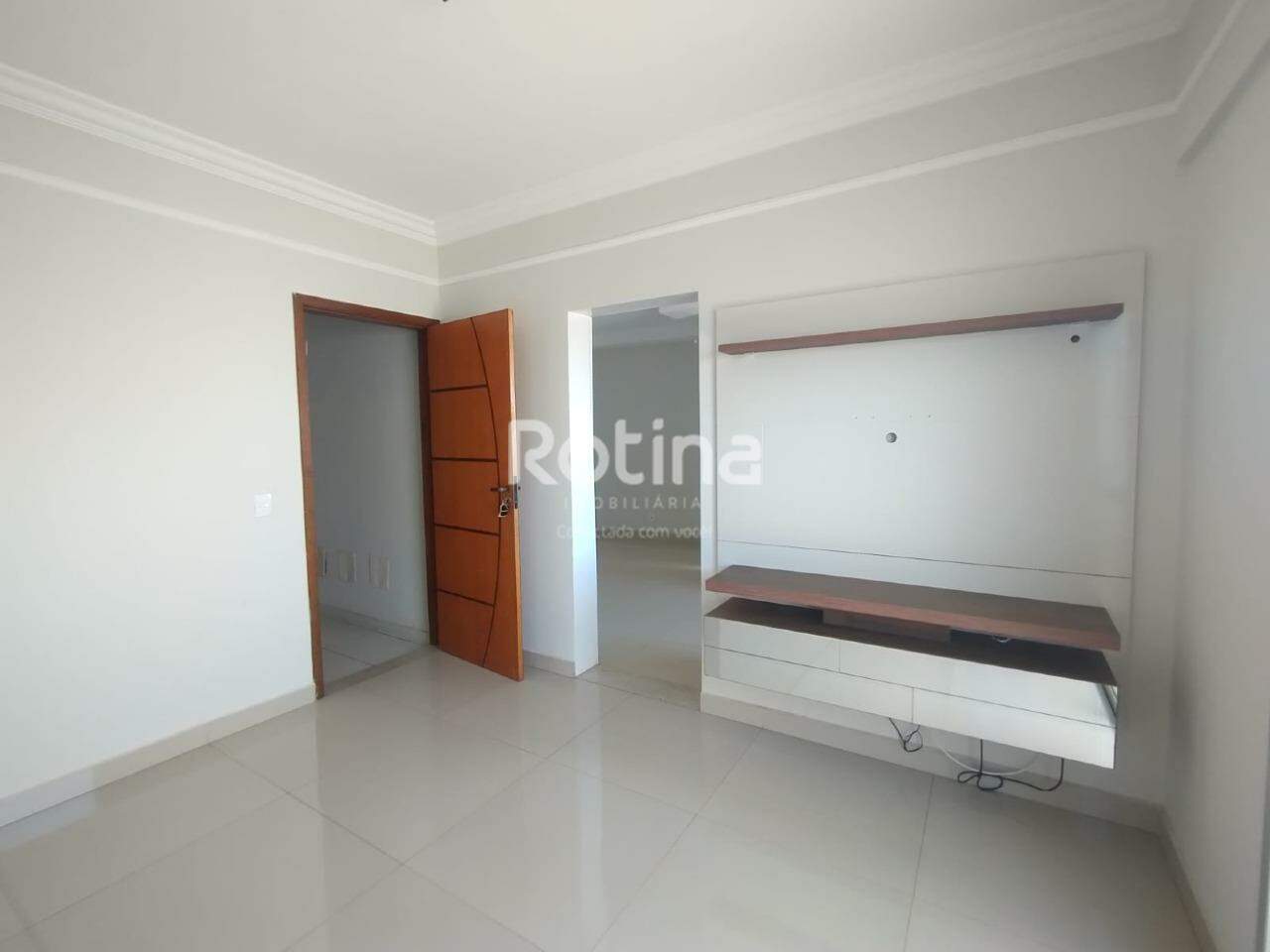 Apartamento para alugar, 2 quartos em Uberlândia no bairro Saraiva no valor de R$ 2.200,00 - Rotina Imobiliária: 