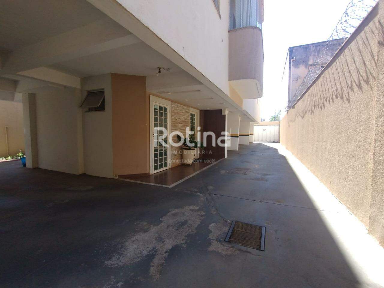 Apartamento para alugar, 2 quartos em Uberlândia no bairro Saraiva no valor de R$ 2.200,00 - Rotina Imobiliária: 