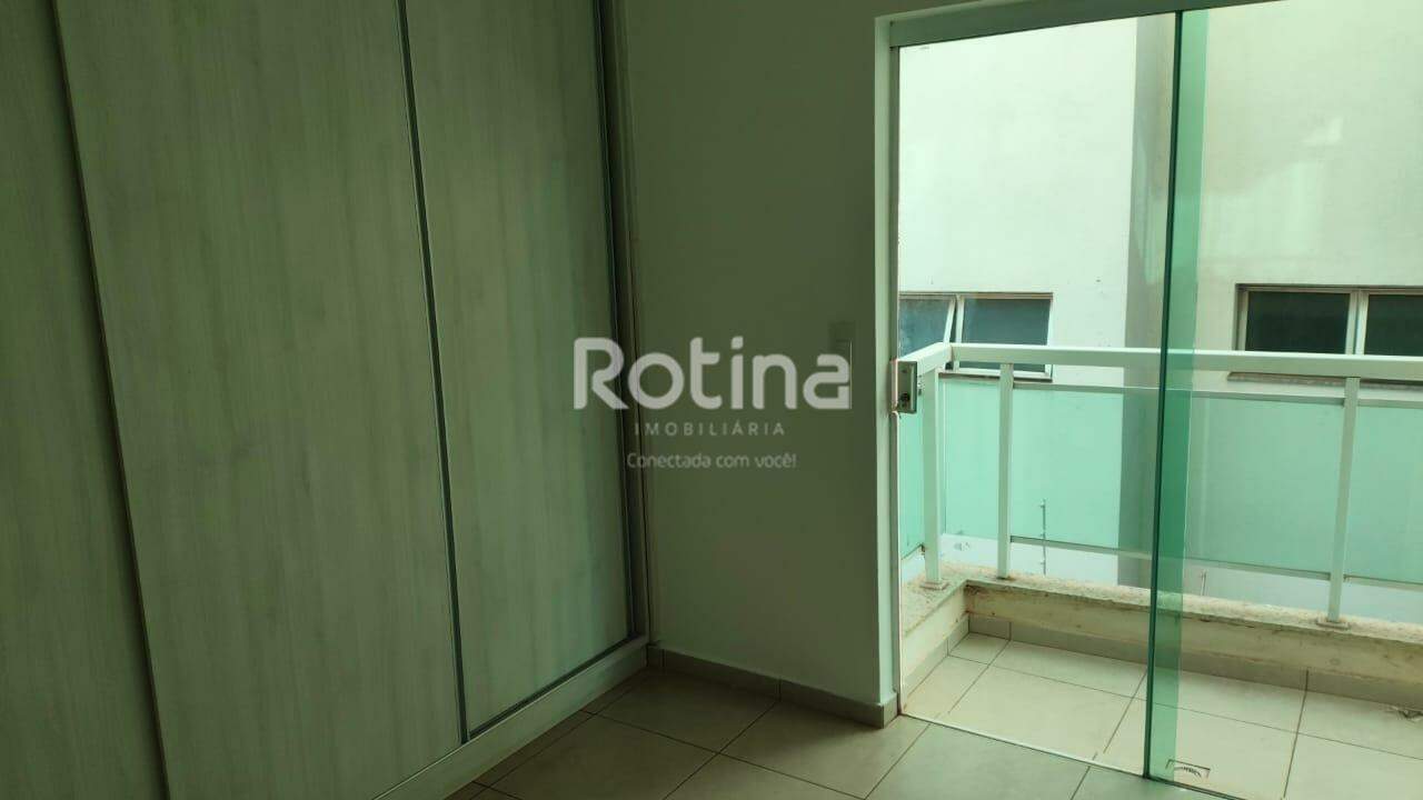 Apartamento para alugar, 3 quartos em Uberlândia no bairro Santa Mônica no valor de R$ 2.400,00 - Rotina Imobiliária: 