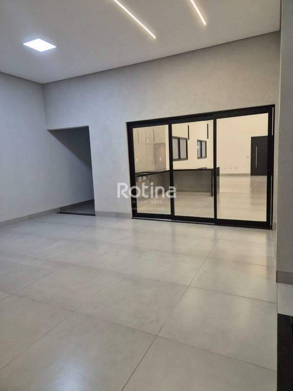 Casa à venda, 3 quartos em Uberlândia no bairro Cidade Jardim no valor de R$ 1.000.000,00 - Rotina Imobiliária: 