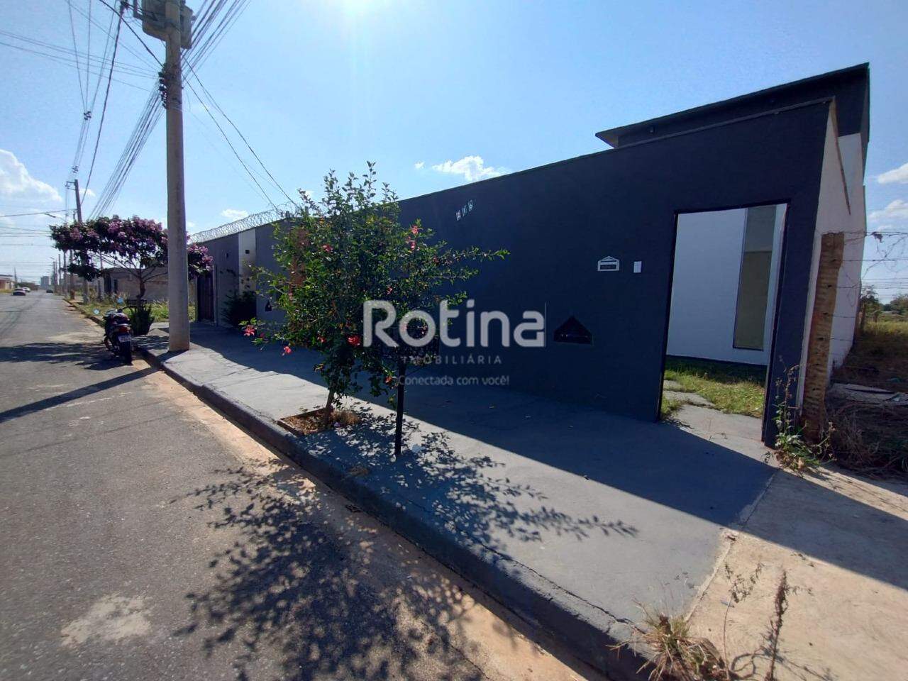 Casa para alugar, 2 quartos em Uberlândia no bairro Residencial Lago Azul no valor de R$ 1.500,00 - Rotina Imobiliária: 