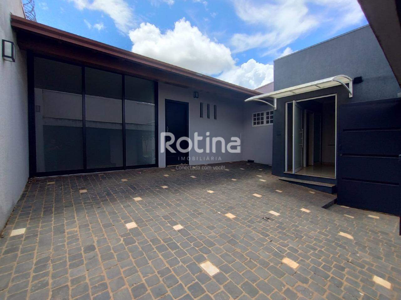 Casa para alugar, 4 quartos em Uberlândia no bairro Jardim Karaíba no valor de R$ 4.200,00 - Rotina Imobiliária: 