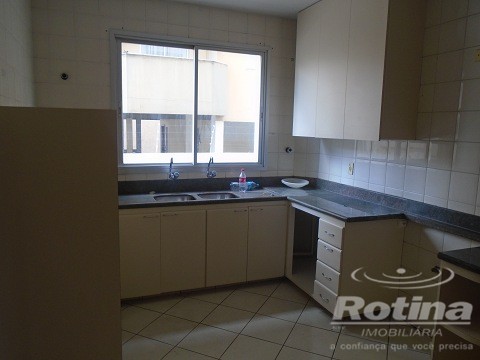 Apartamento para alugar, 3 quartos em Uberlândia no bairro Saraiva no valor de R$ 2.800,00 - Rotina Imobiliária: 0518821f.jpg
