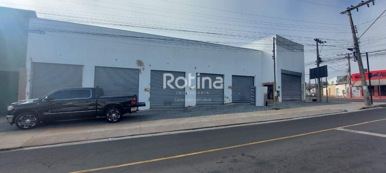 Comercial para alugar, em Uberlândia no bairro Granada no valor de R$ 5.900,00 - Rotina Imobiliária: 