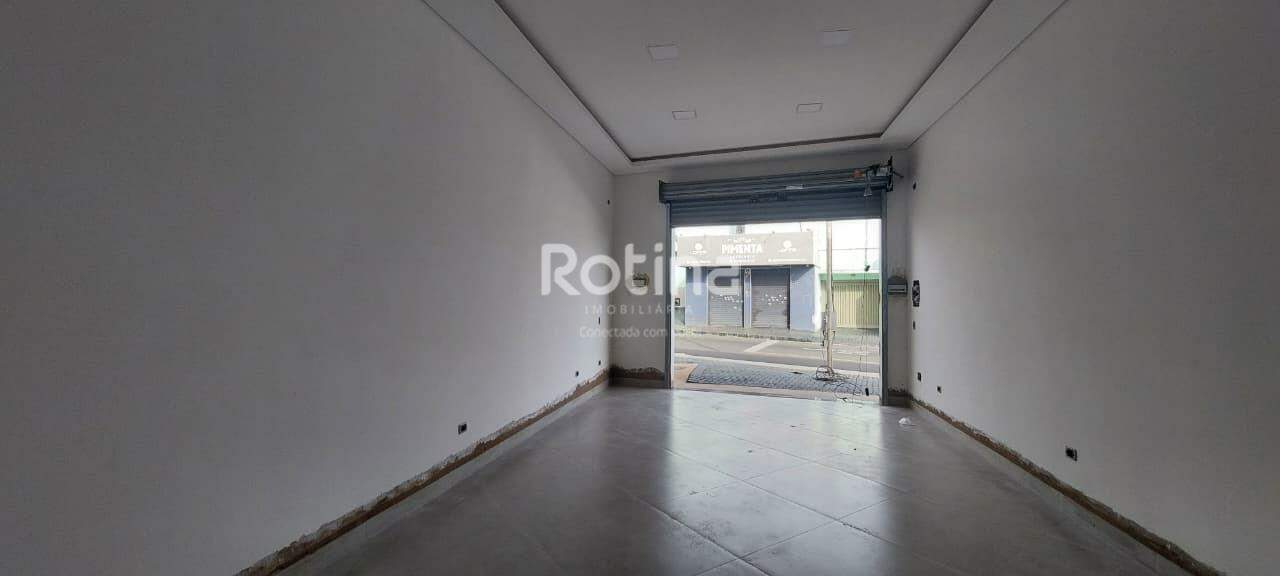 Comercial para alugar, em Uberlândia no bairro Granada no valor de R$ 3.500,00 - Rotina Imobiliária: 
