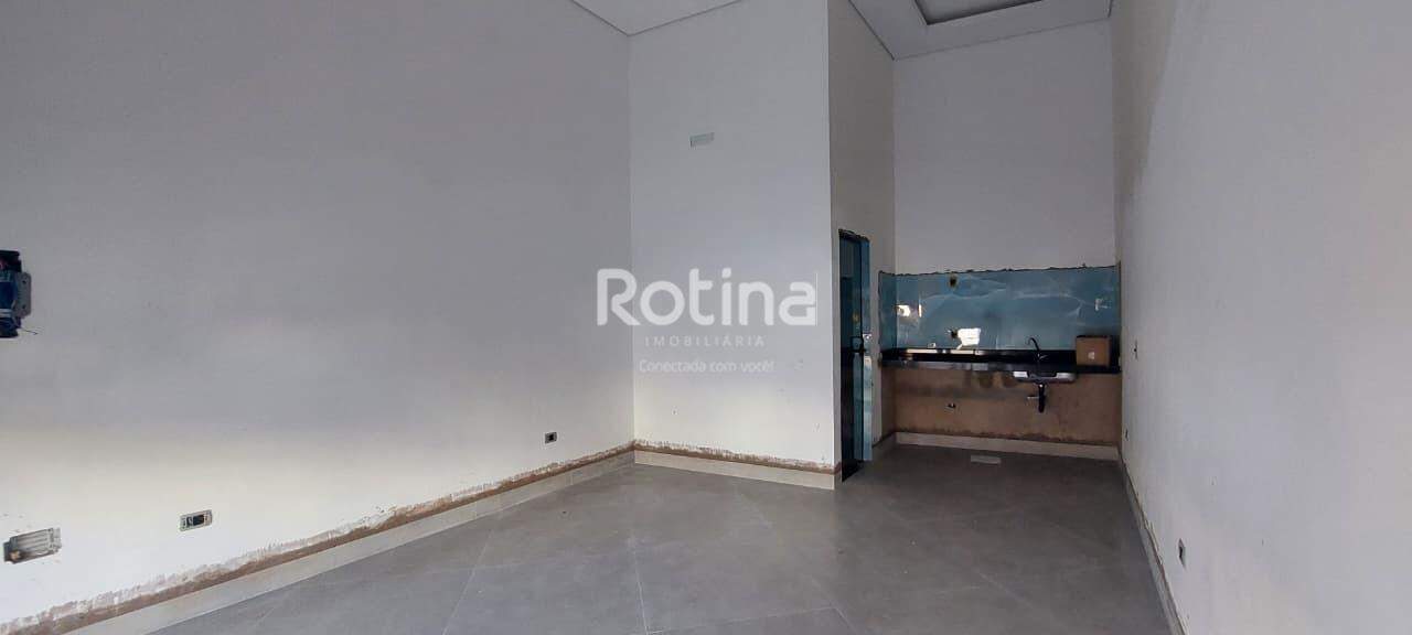 Comercial para alugar, em Uberlândia no bairro Granada no valor de R$ 1.900,00 - Rotina Imobiliária: 