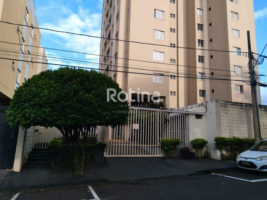 Apartamento para alugar, 3 quartos em Uberlândia no bairro Copacabana no valor de R$ 2.000,00 - Rotina Imobiliária: 