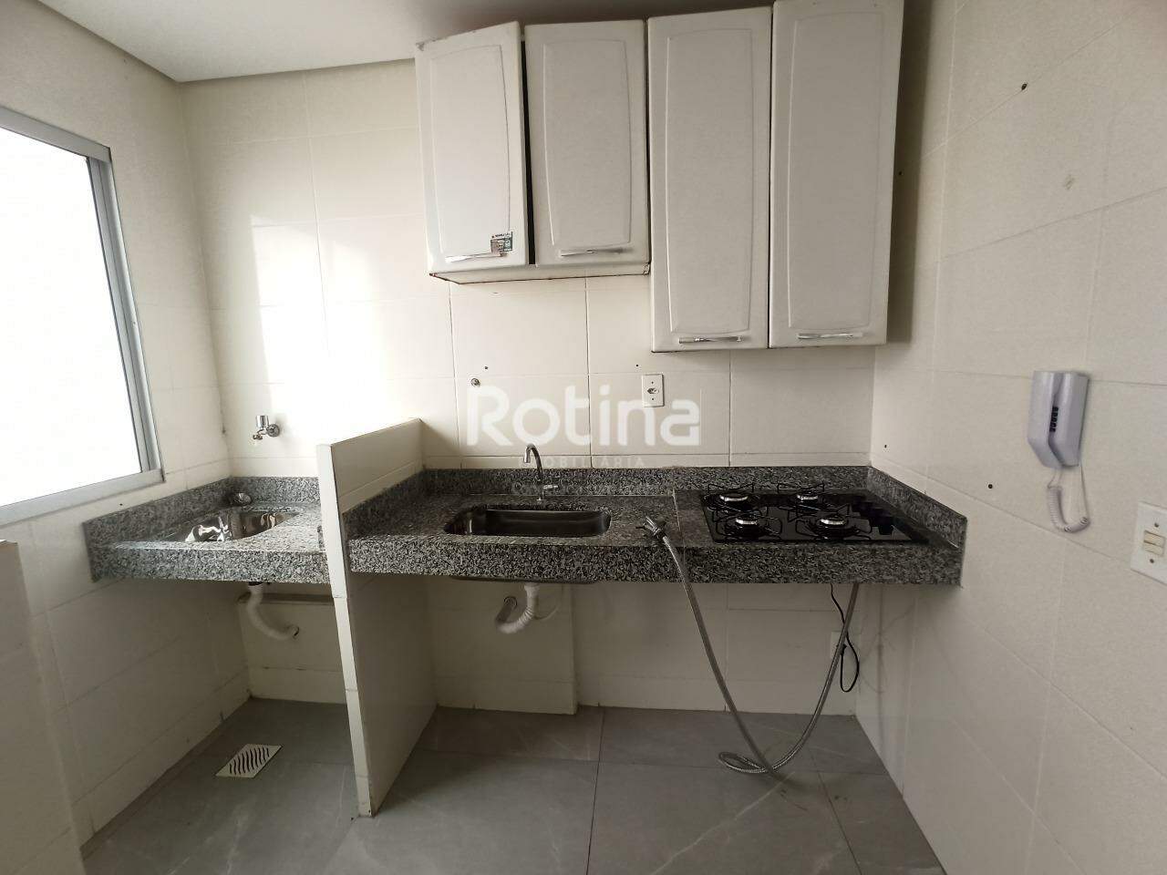 Apartamento para alugar, 2 quartos em Uberlândia no bairro Jardim Holanda no valor de R$ 900,00 - Rotina Imobiliária: 