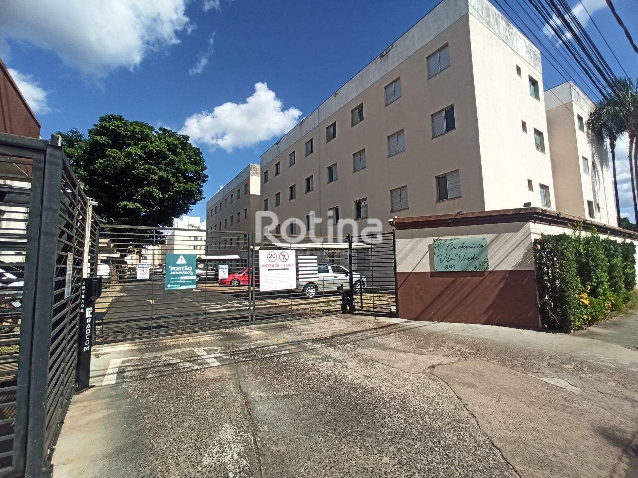 Apartamento para alugar, 2 quartos em Uberlândia no bairro Jardim Holanda no valor de R$ 900,00 - Rotina Imobiliária: 