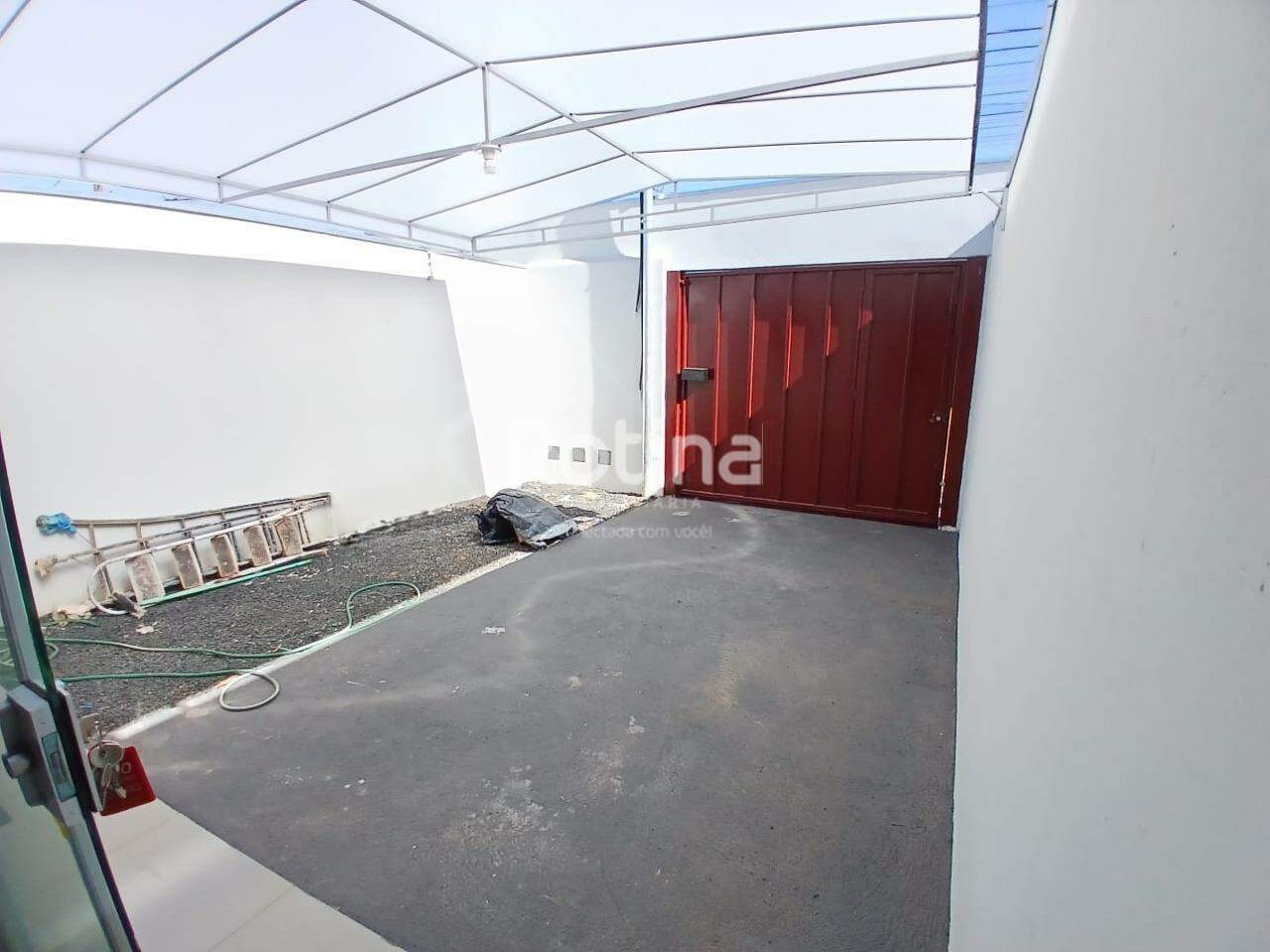 Casa para alugar, 2 quartos em Uberlândia no bairro Shopping Park no valor de R$ 2.300,00 - Rotina Imobiliária: 