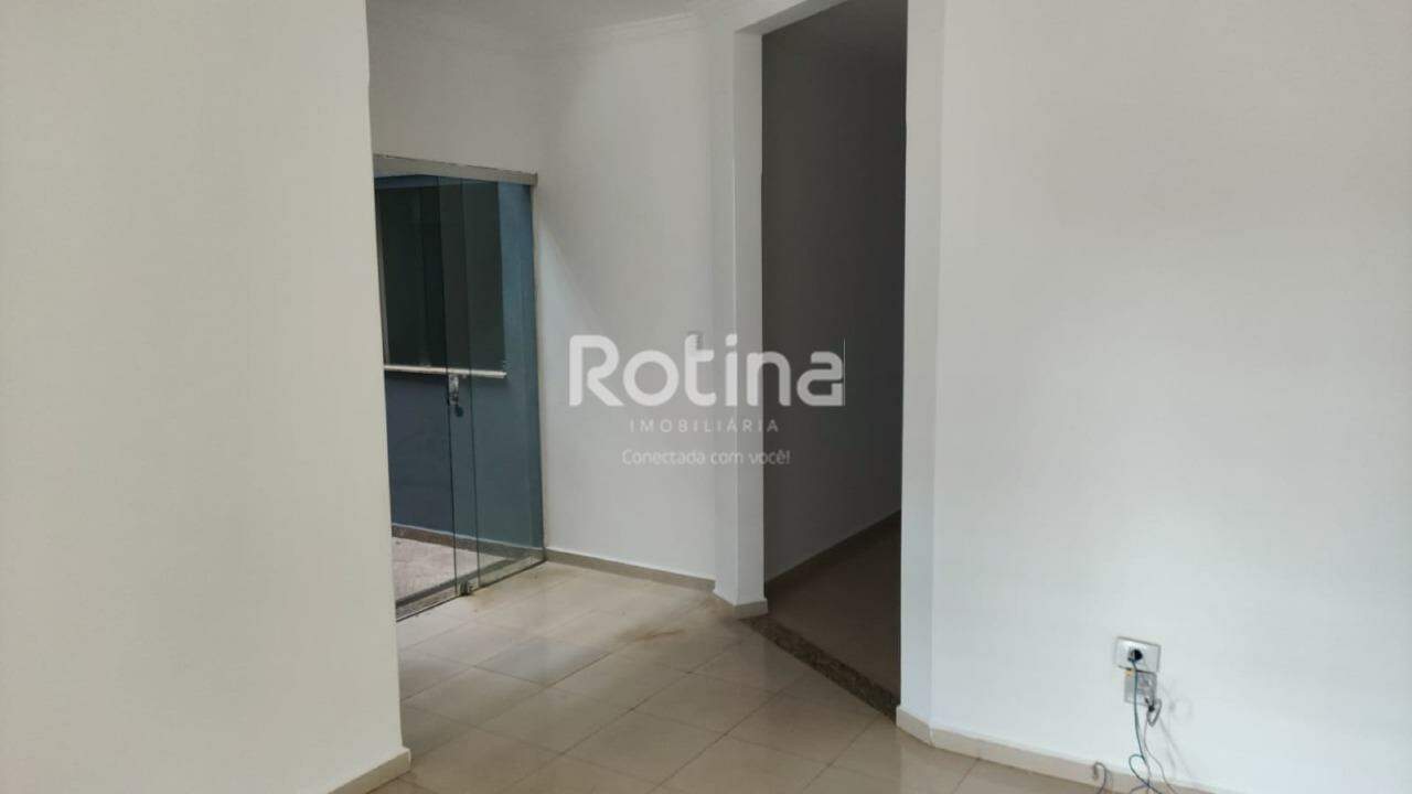 Casa para alugar, 3 quartos em Uberlândia no bairro Jardim Karaíba no valor de R$ 6.000,00 - Rotina Imobiliária: 