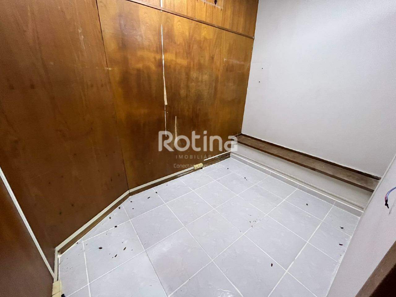 Loja para alugar, em Uberlândia no bairro Centro no valor de R$ 20.000,00 - Rotina Imobiliária: 