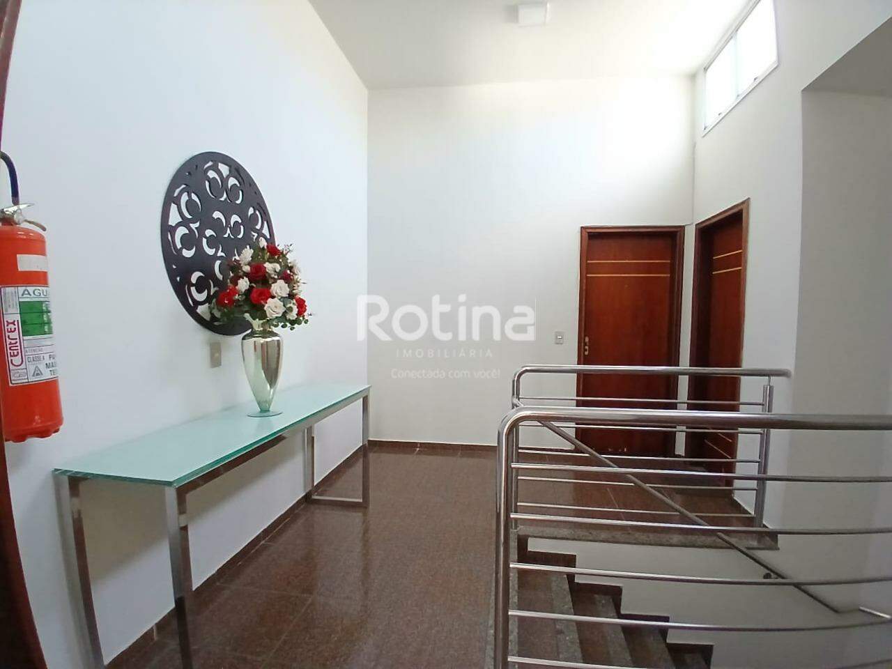 Apartamento para alugar, 3 quartos em Uberlândia no bairro Brasil no valor de R$ 2.700,00 - Rotina Imobiliária: 