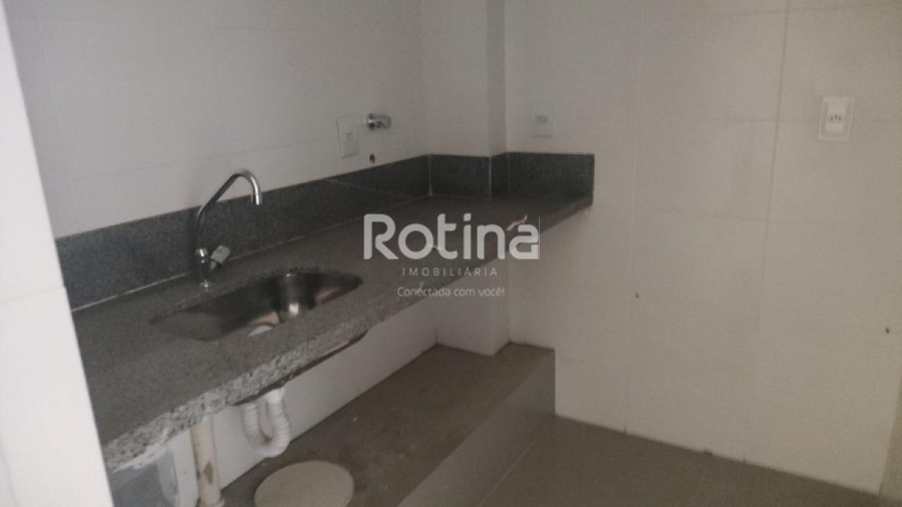 Sala para alugar, em Uberlândia no bairro Brasil no valor de R$ 1.840,00 - Rotina Imobiliária: 