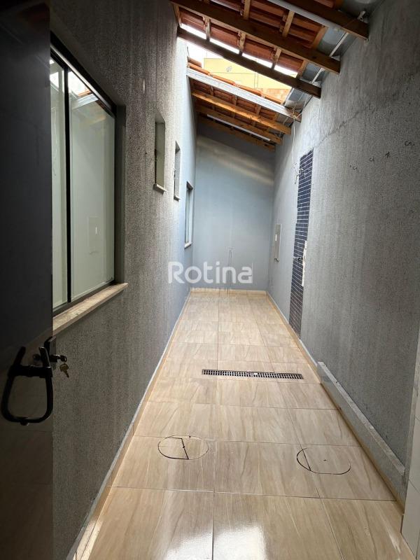 Casa para alugar, 2 quartos em Uberlândia no bairro Shopping Park no valor de R$ 1.600,00 - Rotina Imobiliária: 