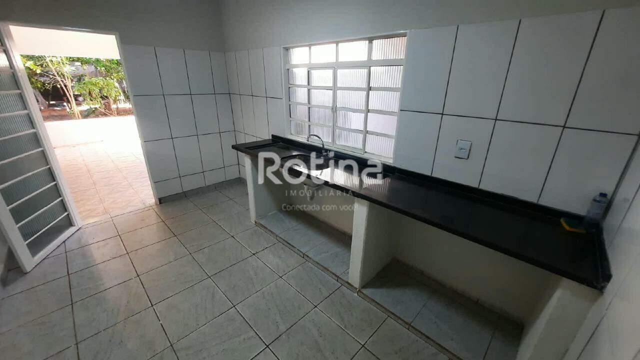 Casa à venda, 3 quartos em Uberlândia no bairro Pampulha no valor de R$ 395.000,00 - Rotina Imobiliária: 