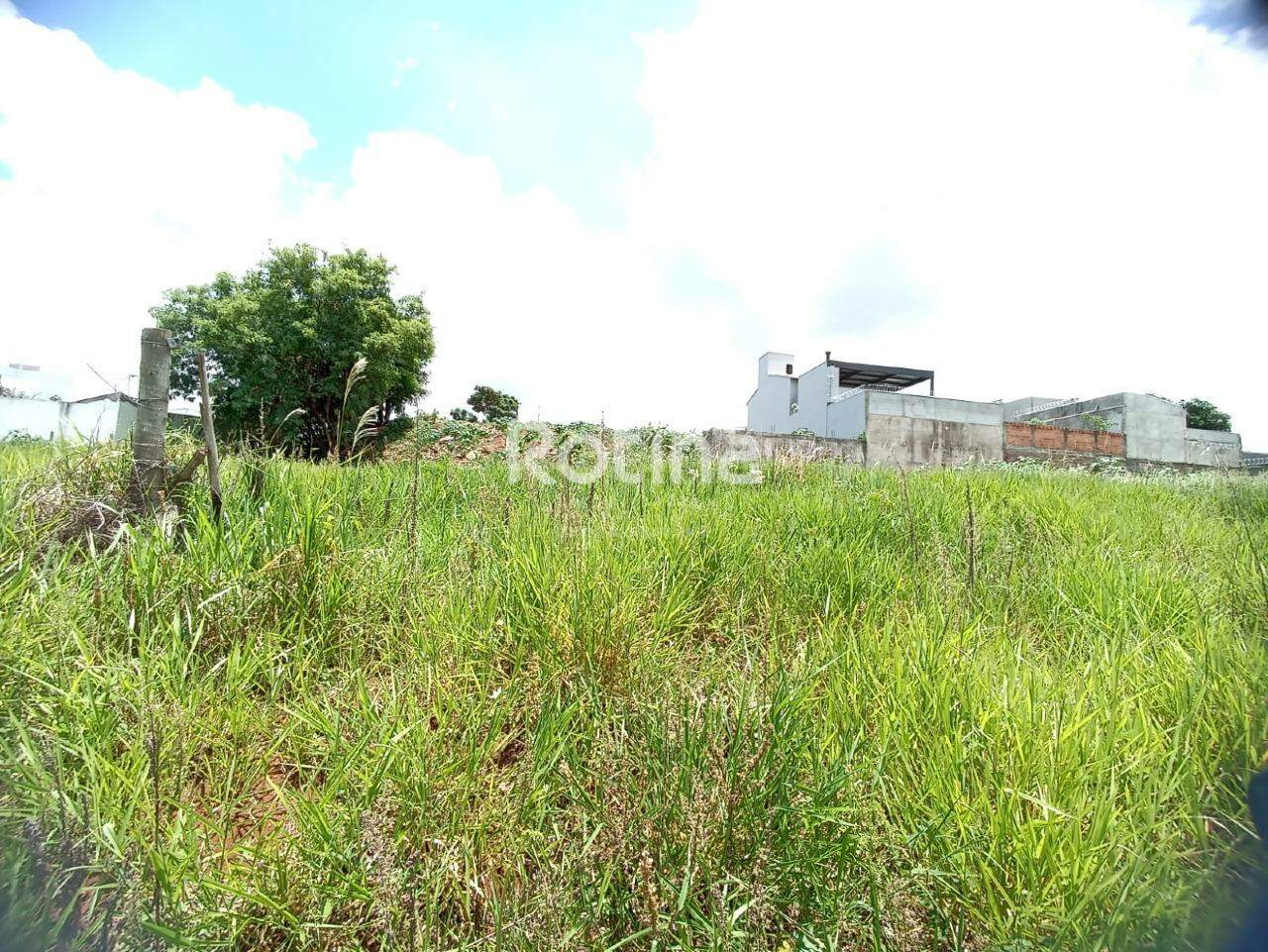 Terreno à venda, em Uberlândia no bairro Vigilato Pereira no valor de R$ 150.000,00 - Rotina Imobiliária: 