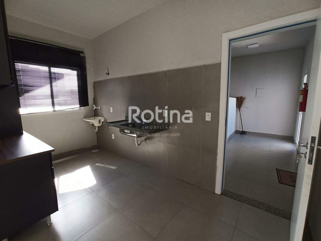 Apartamento para alugar, 2 quartos em Uberlândia no bairro Novo Mundo no valor de R$ 1.700,00 - Rotina Imobiliária: 