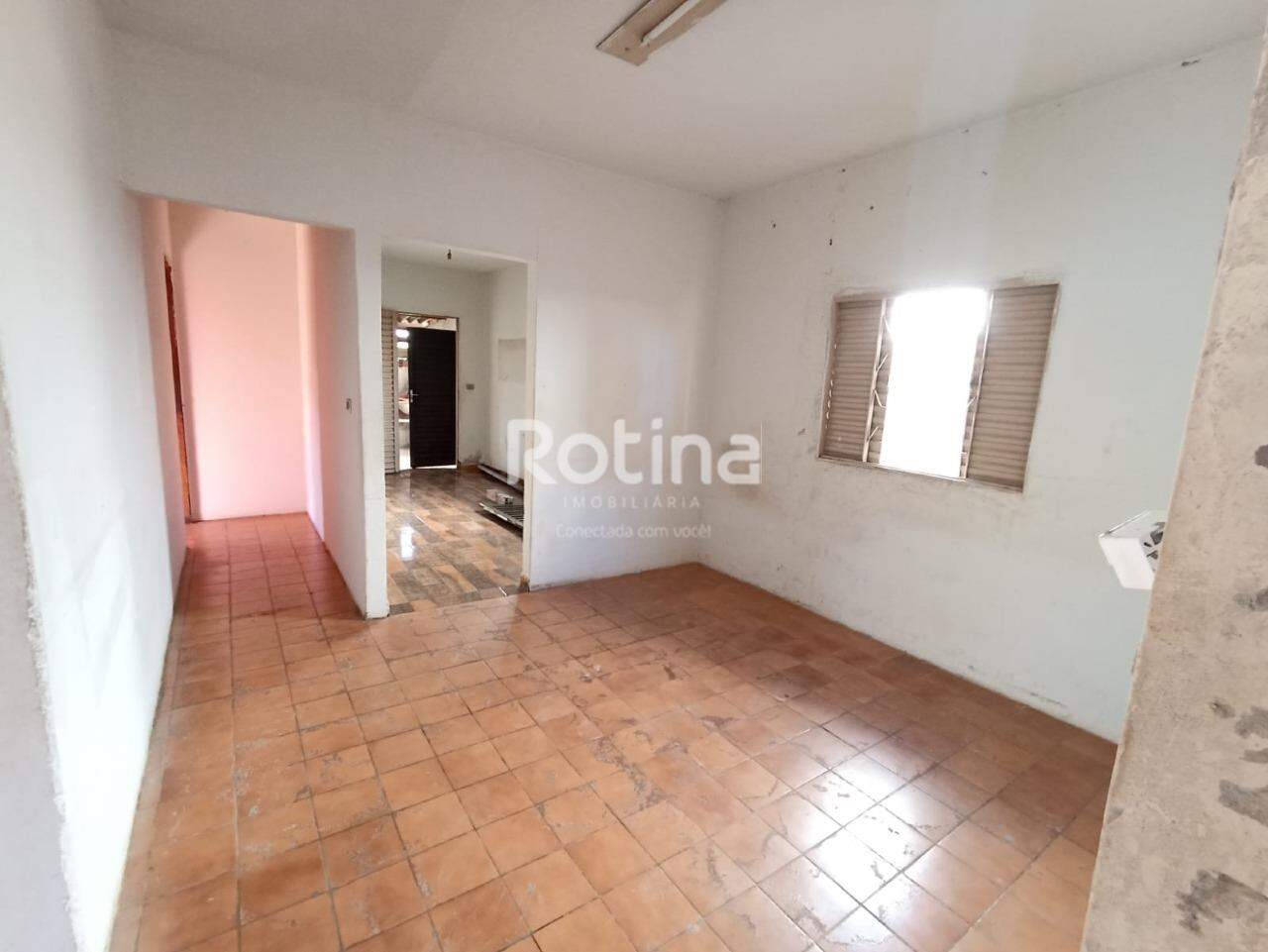 Casa à venda, 3 quartos em Uberlândia no bairro Santa Mônica no valor de R$ 320.000,00 - Rotina Imobiliária: 